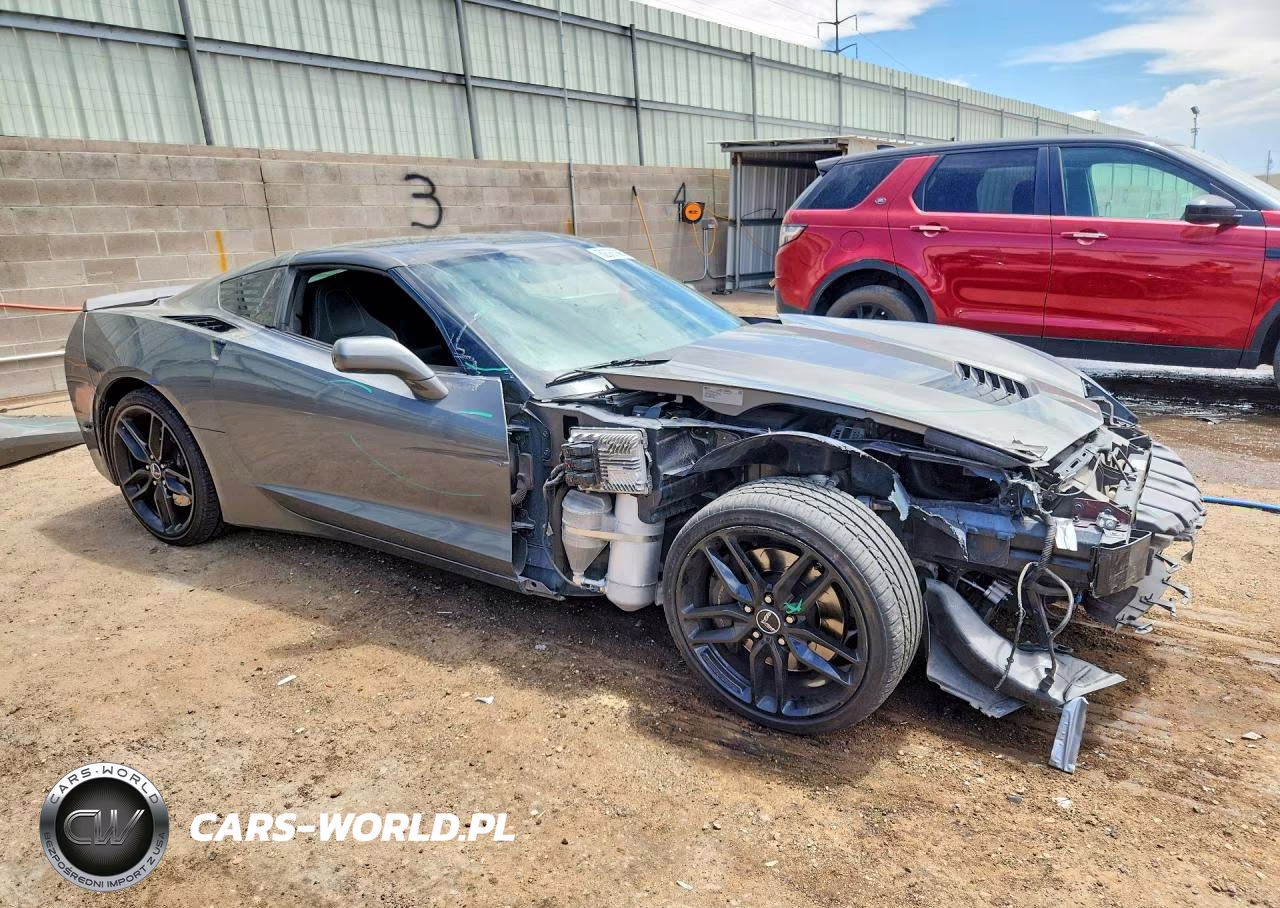 2015 Chevrolet Corvette Stingray Z51 3Lt VIN:1G1YM2D72F5112961 - 4