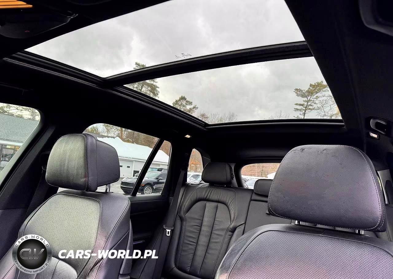 2019 BMW X5 xDrive50I VIN:5UXJU2C51KLN65059 - 9