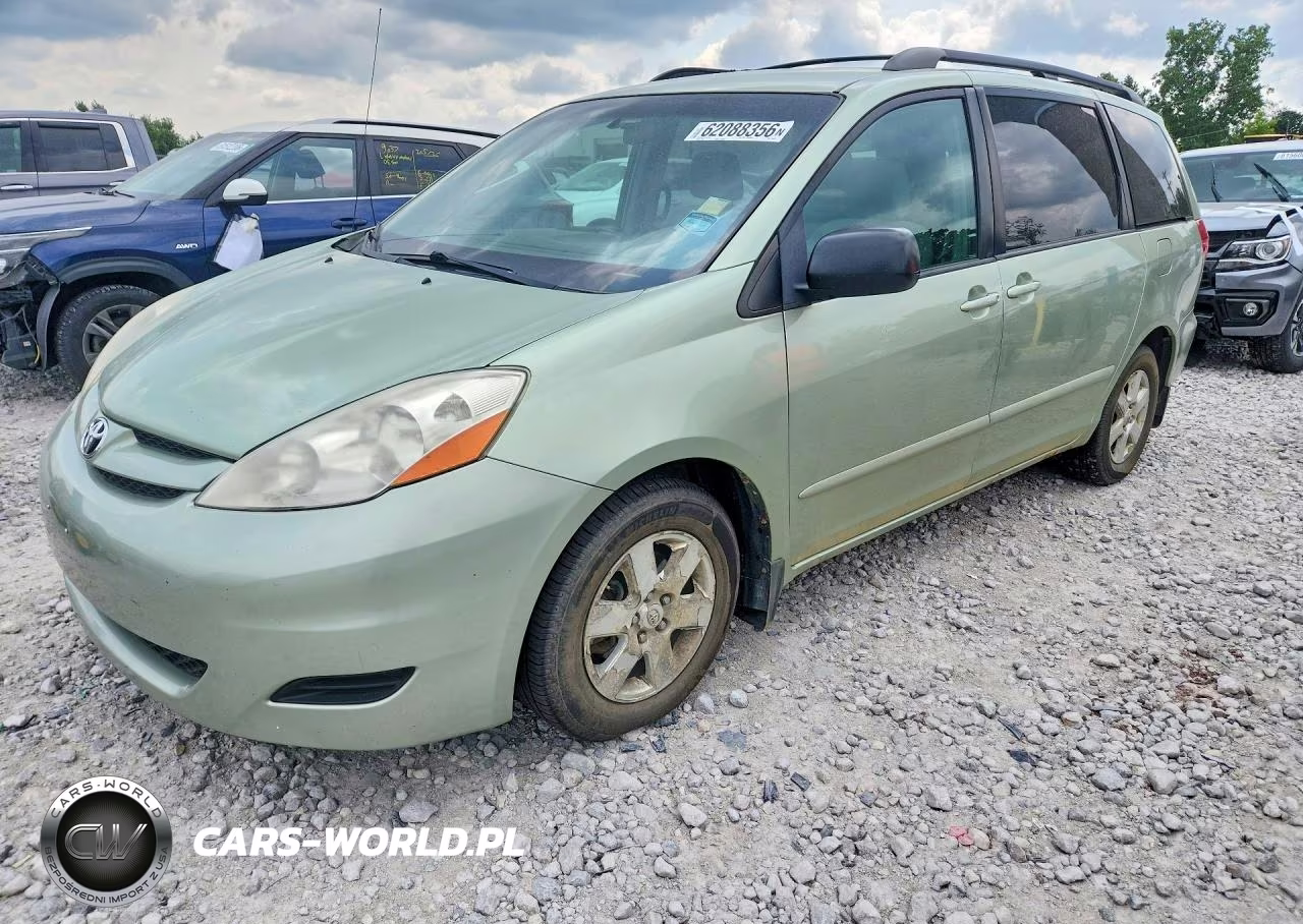 2008 Toyota Sienna Le 7-Passenger