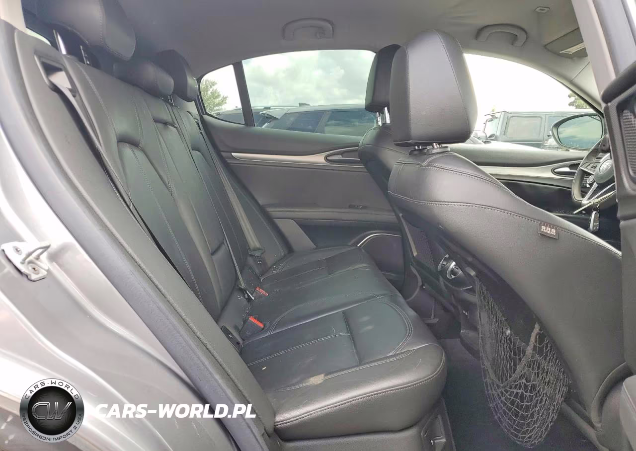 2019 Alfa Romeo Stelvio VIN:ZASPAJAN0K7C65997 - 11