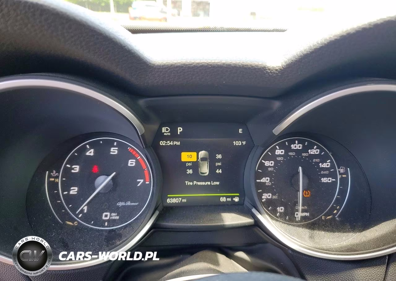 2019 Alfa Romeo Stelvio VIN:ZASPAJAN0K7C65997 - 9