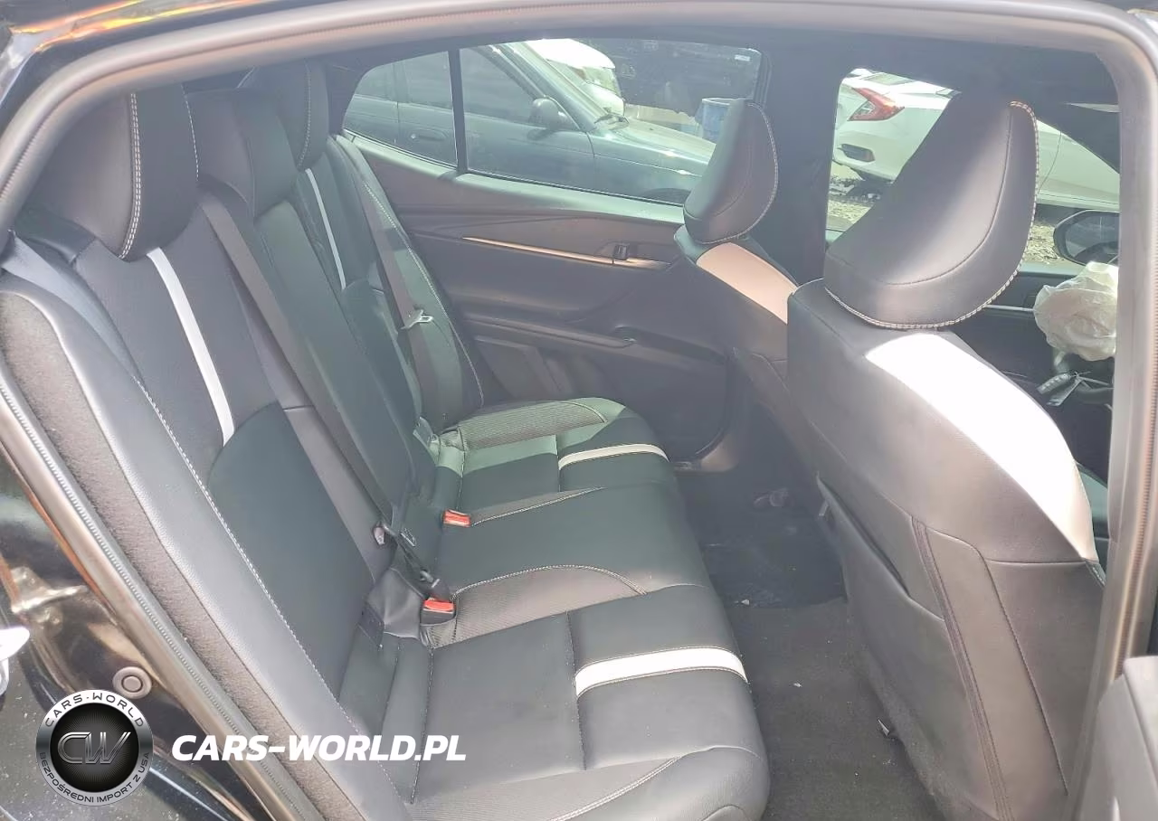 2025 Toyota Camry Se VIN:4T1DBADK1SU539070 - 10