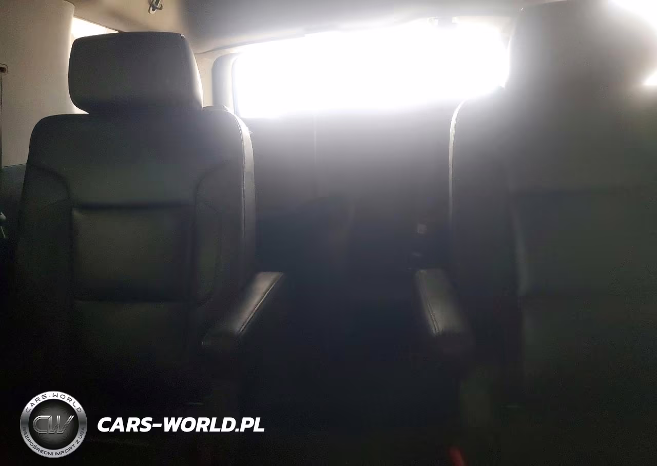 2015 Chevrolet Tahoe K1500 Lt VIN:1GNSKBKCXFR697744 - 10