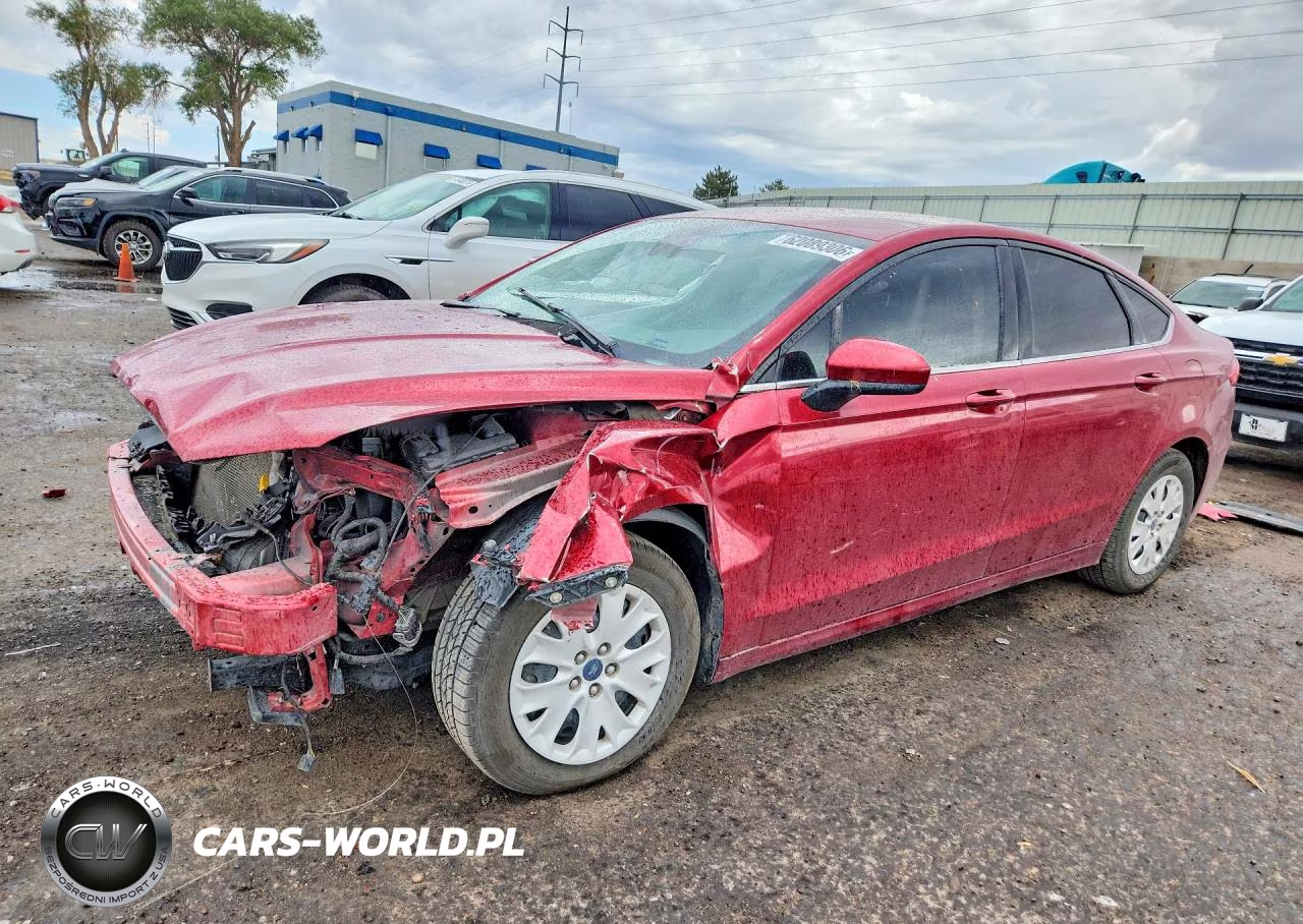 2019 Ford Fusion S VIN:3FA6P0G75KR176818 - 1