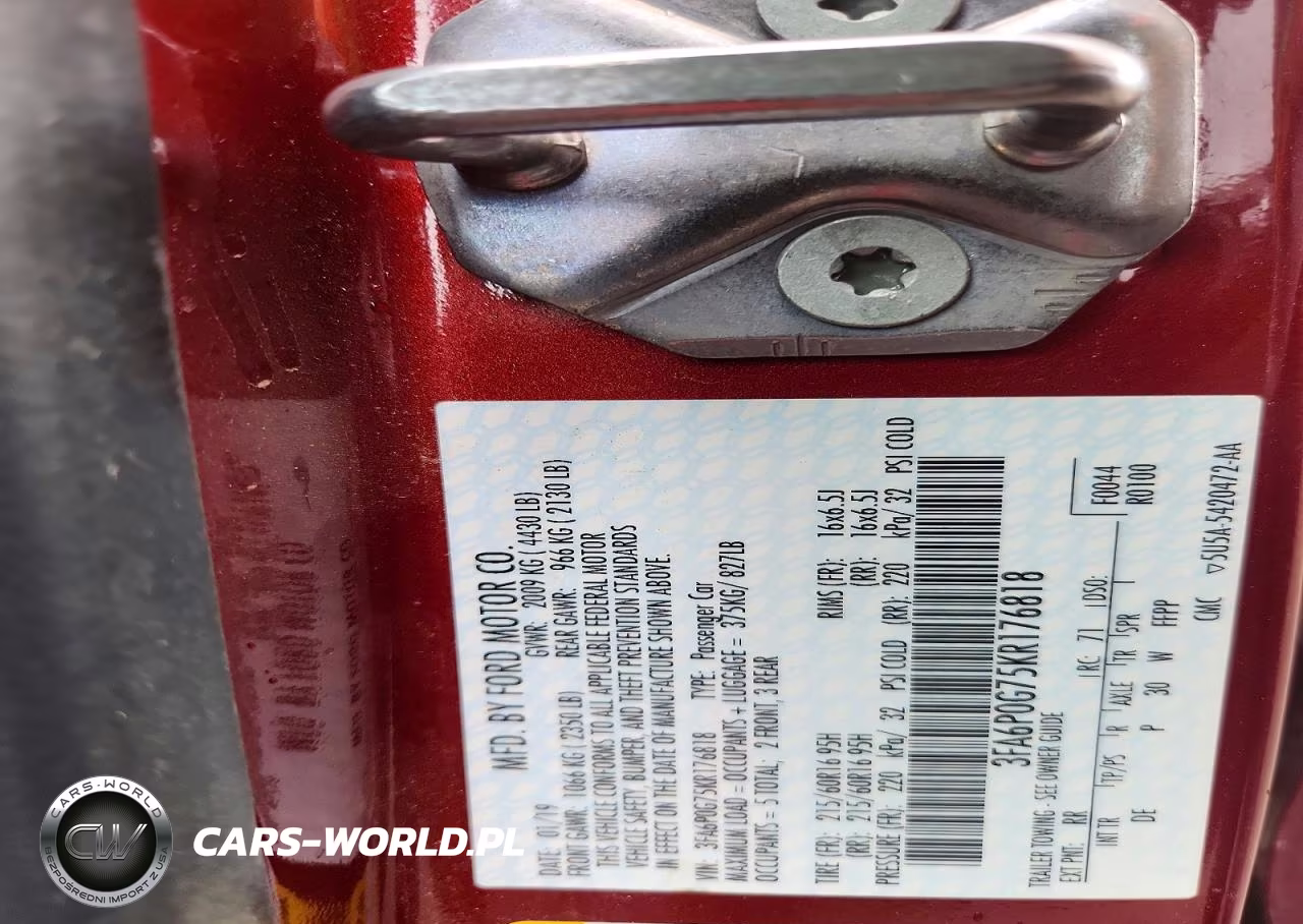 2019 Ford Fusion S VIN:3FA6P0G75KR176818 - 13