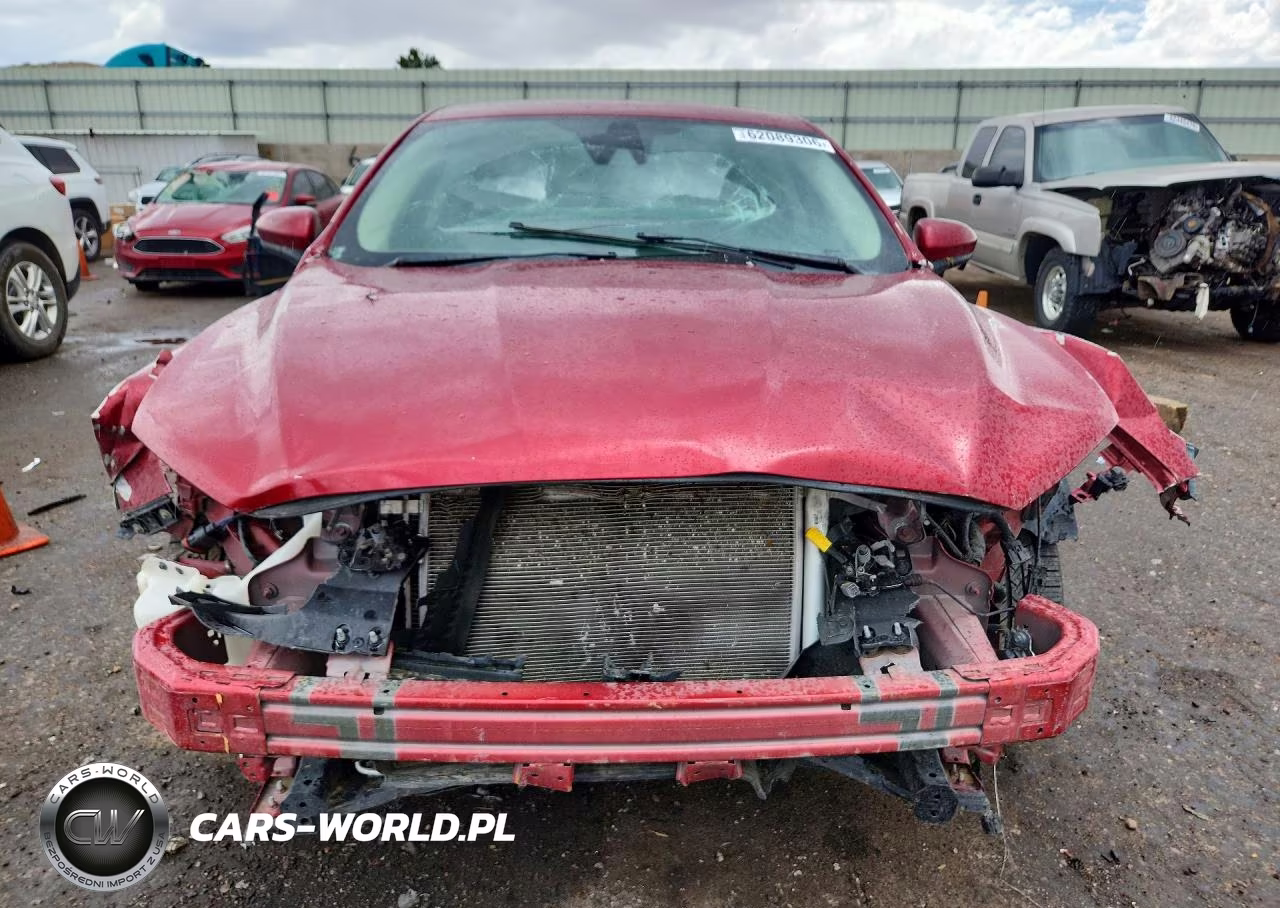 2019 Ford Fusion S VIN:3FA6P0G75KR176818 - 5