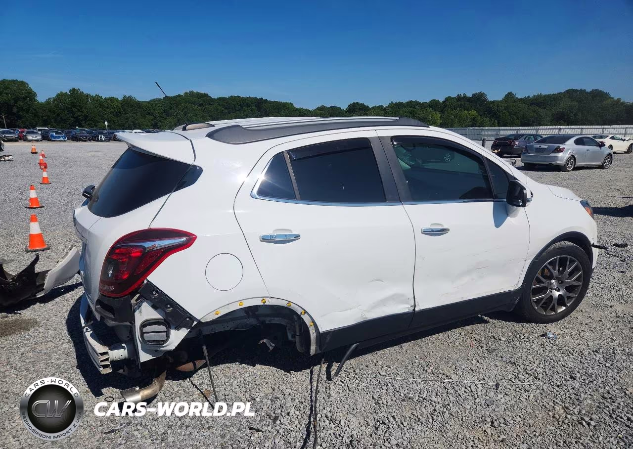 2018 Buick Encore Sport Touring VIN:KL4CJ1SM8JB623138 - 3
