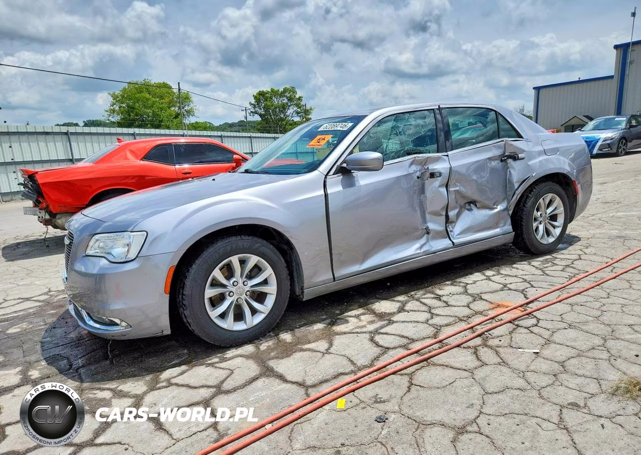 2015 Chrysler 300 Limited – zdjęcie 1 z 12