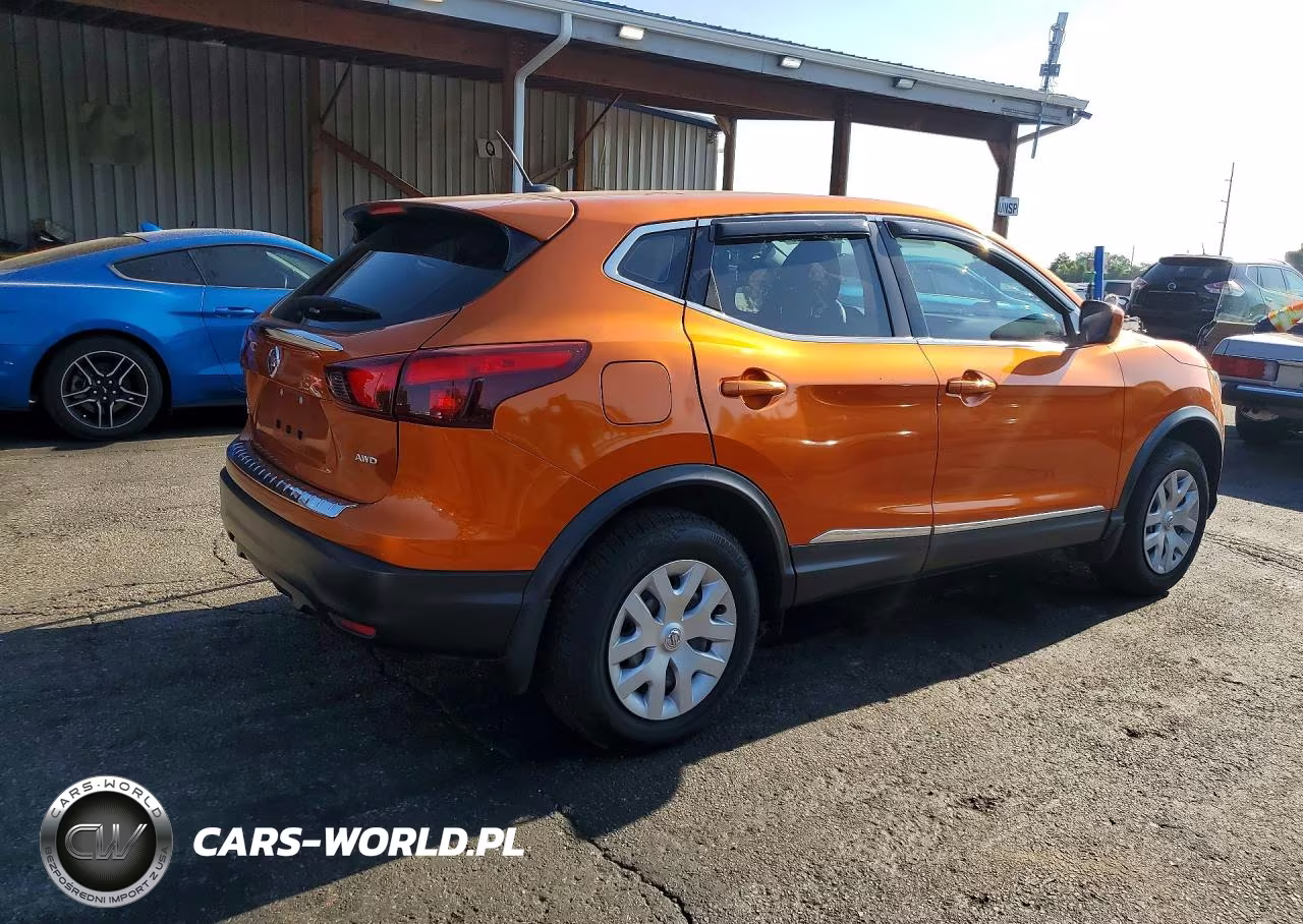 2017 Nissan Rogue Sport S VIN:JN1BJ1CR3HW102457 - 3