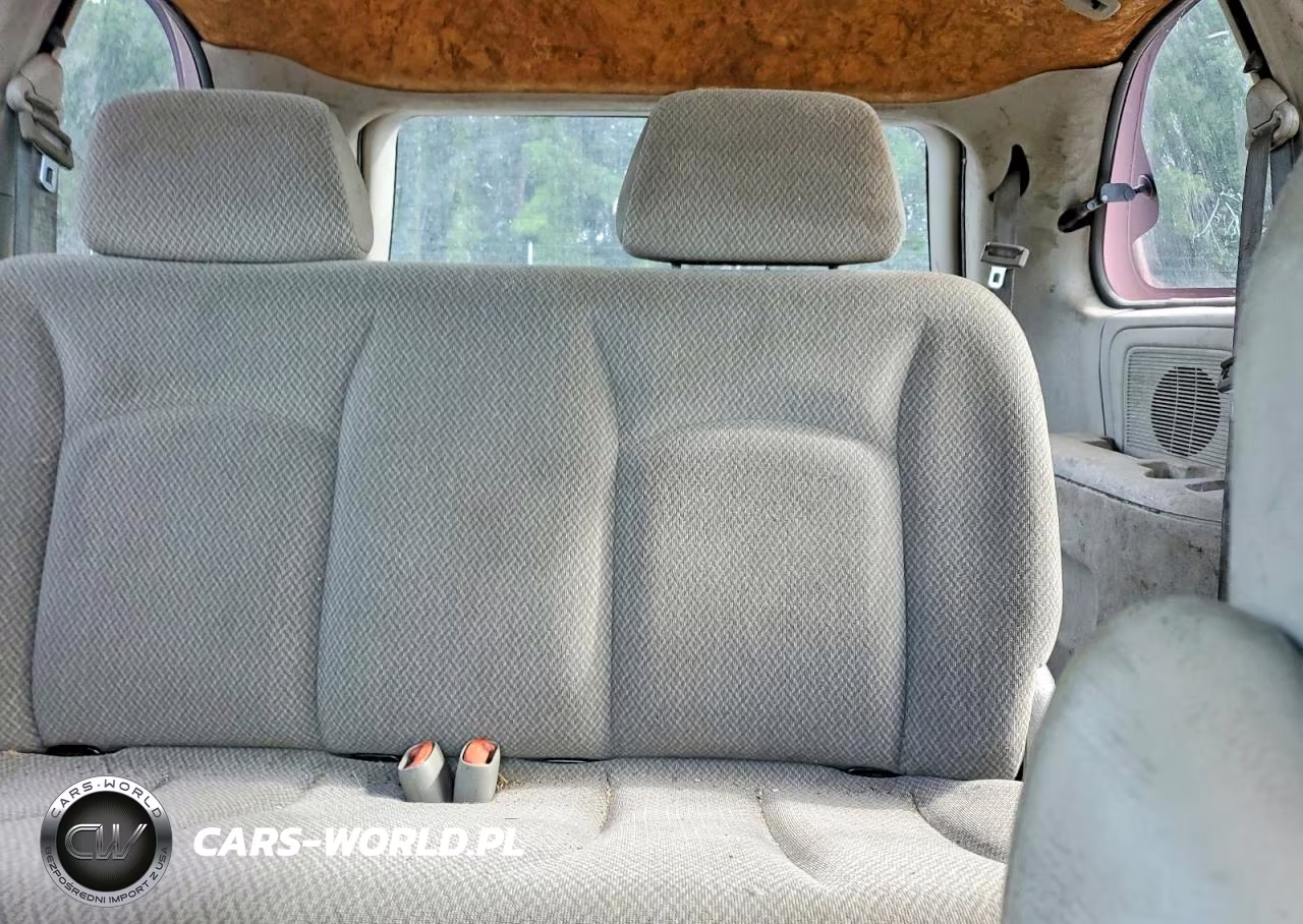 2006 Chrysler Town & Country VIN:1A4GP45R96B609765 - 10