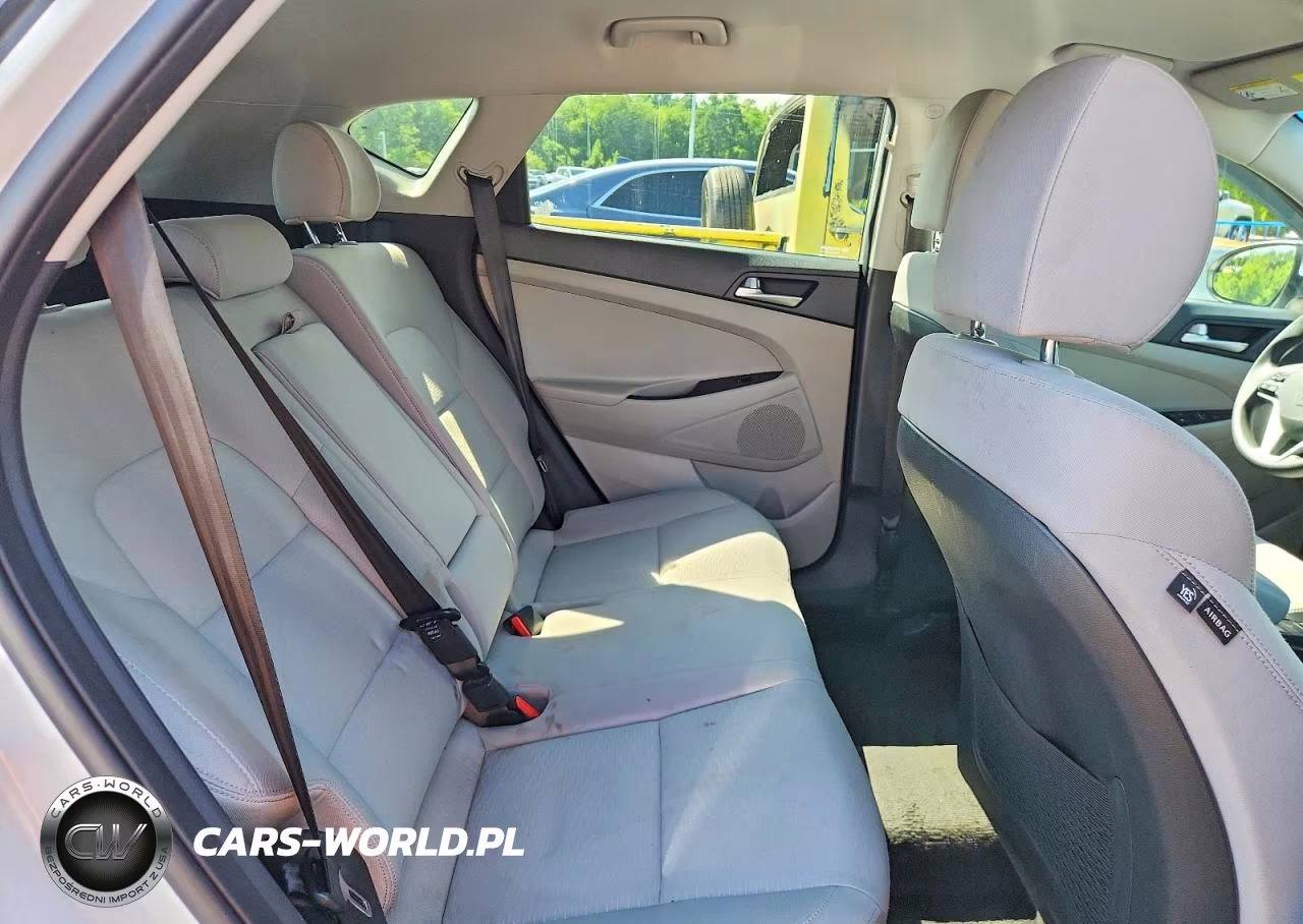 2021 Hyundai Tucson Base VIN:KM8J23A47MU407342 - 11