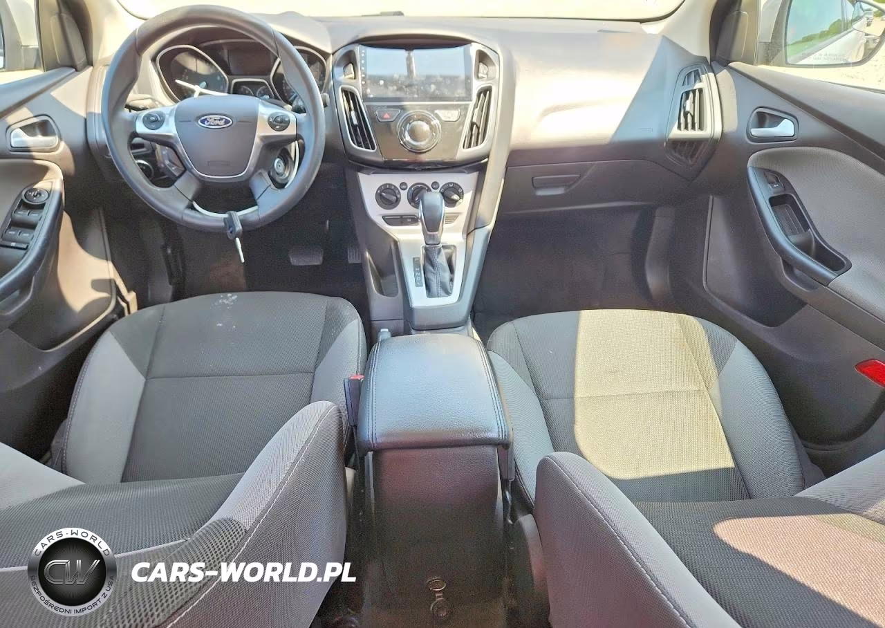 2014 Ford Focus Se VIN:1FADP3F24EL125554 - 8