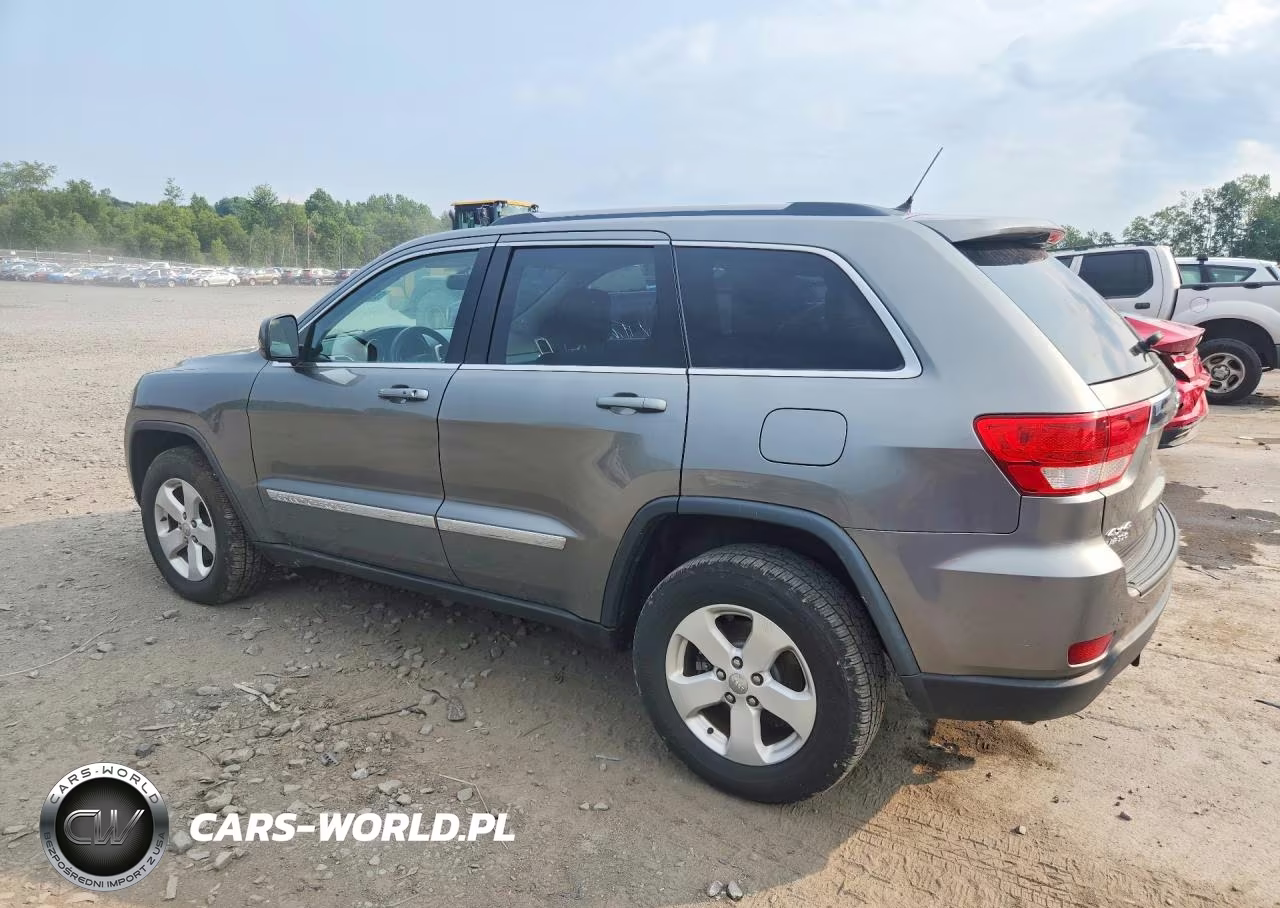 2013 Jeep Grand Cherokee Laredo VIN:1C4RJFAG6DC528231 - 2
