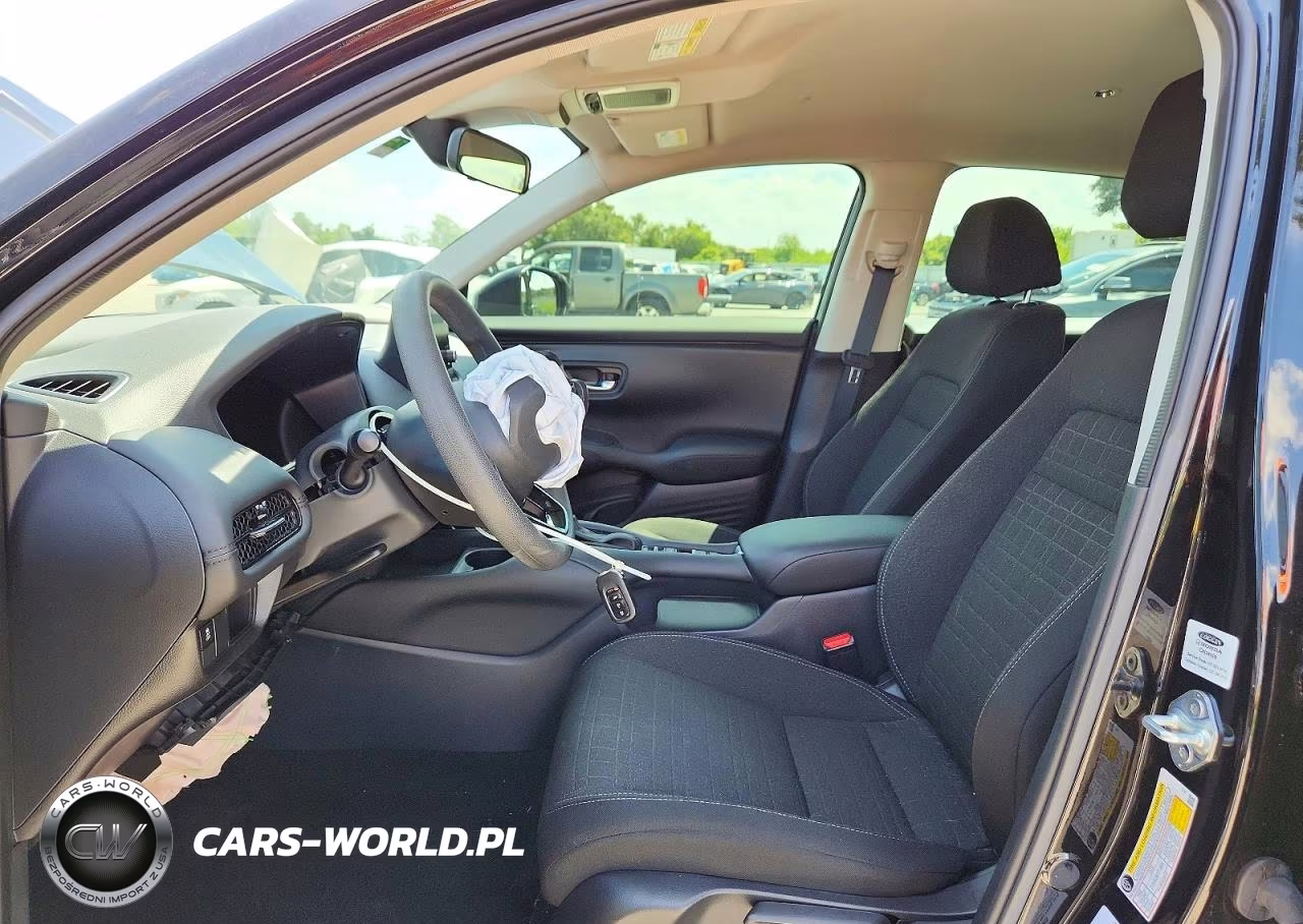 2025 Honda Hr-V Lx VIN:3CZRZ1H30SM737033 - 7
