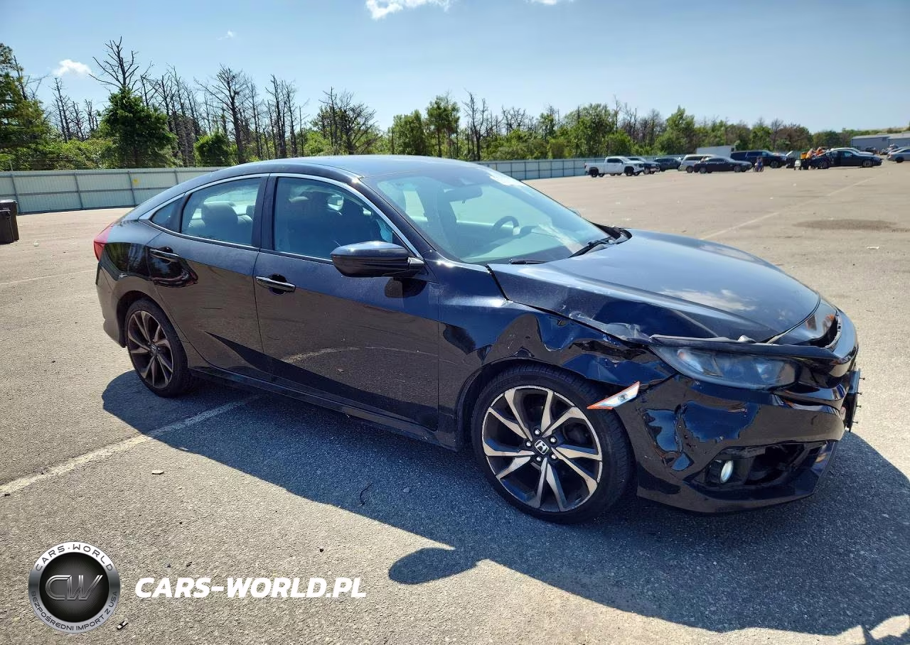 2019 Honda Civic Sport VIN:2HGFC2F8XKH514643 - 4