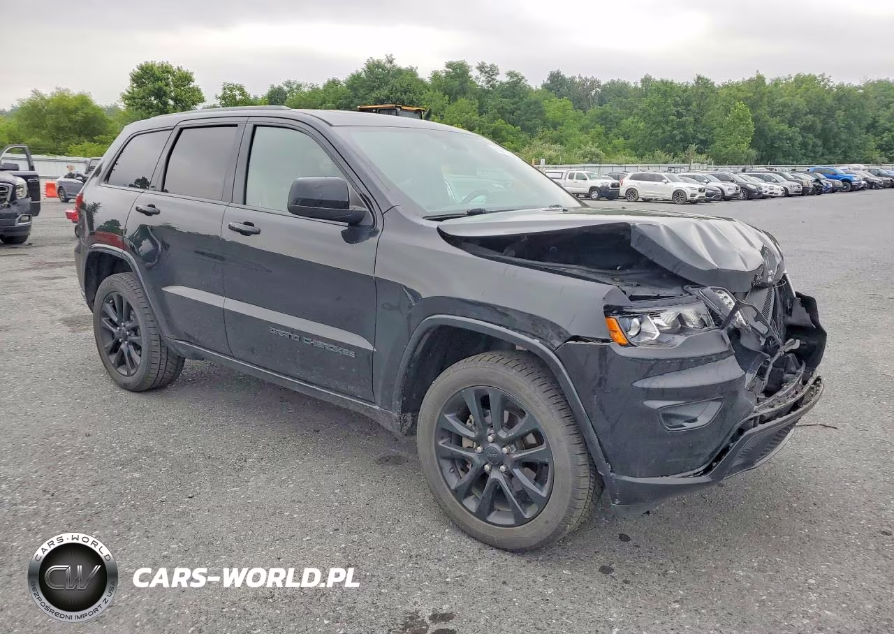 2019 Jeep Grand Cherokee Laredo VIN:1C4RJFAG3KC849527 - 4