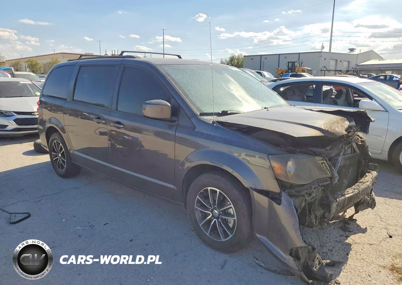 2019 Dodge Grand Caravan Gt VIN:2C4RDGEG9KR518790 - 4