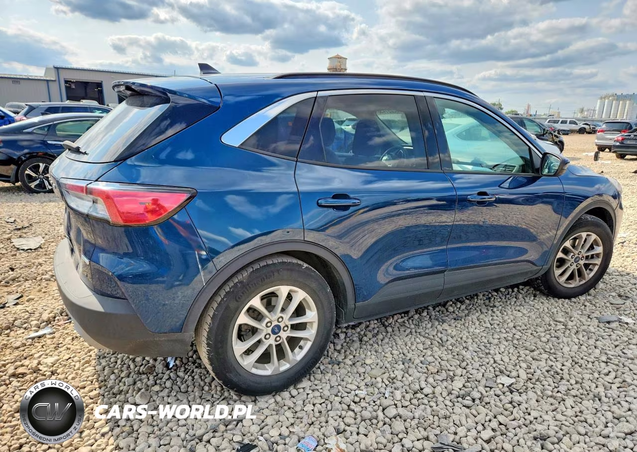 2020 Ford Escape Se VIN:1FMCU0G66LUC17086 - 3