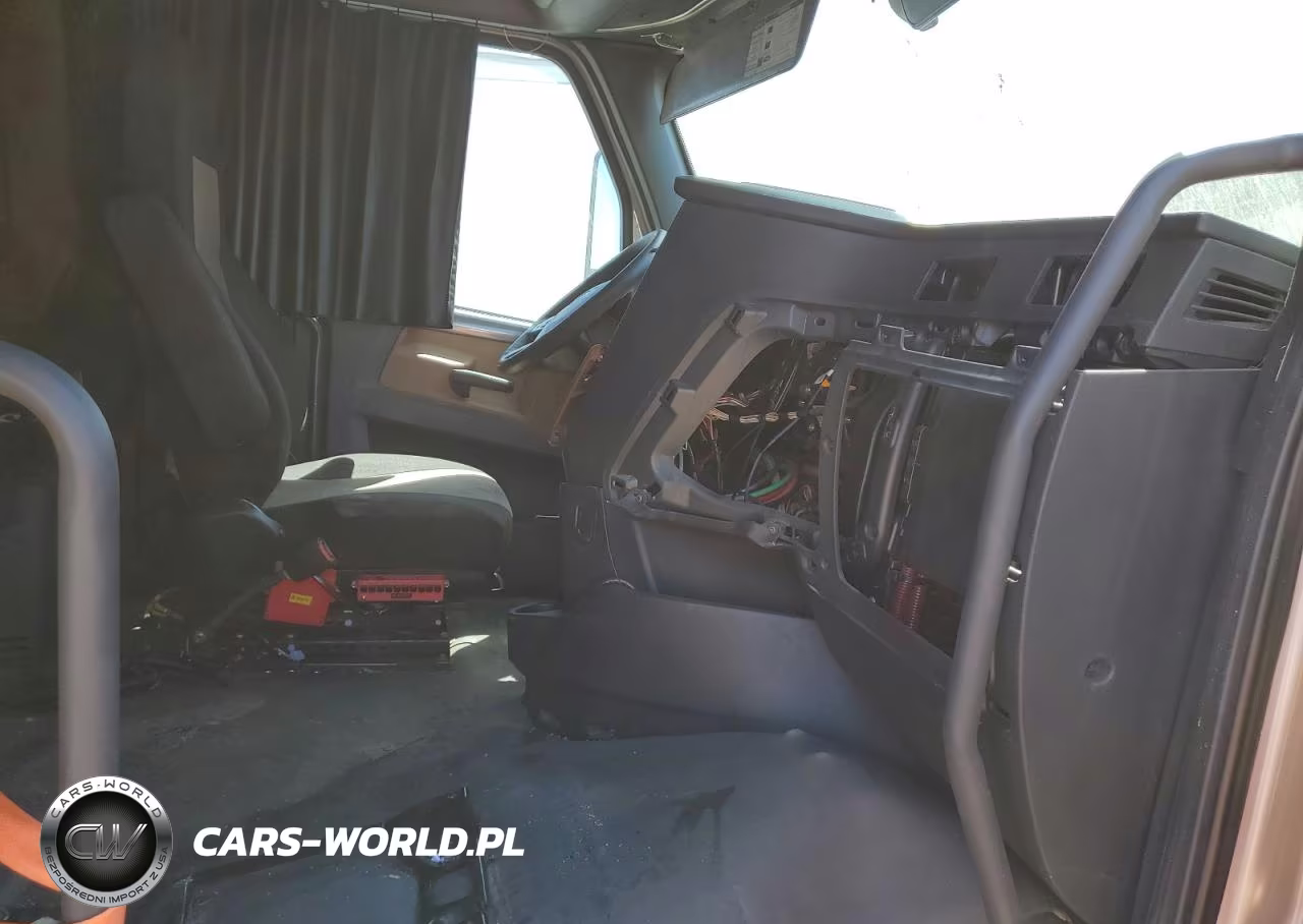 2019 Freightliner Cascadia 126 VIN:3AKJHHDV4KSJW8904 - 5