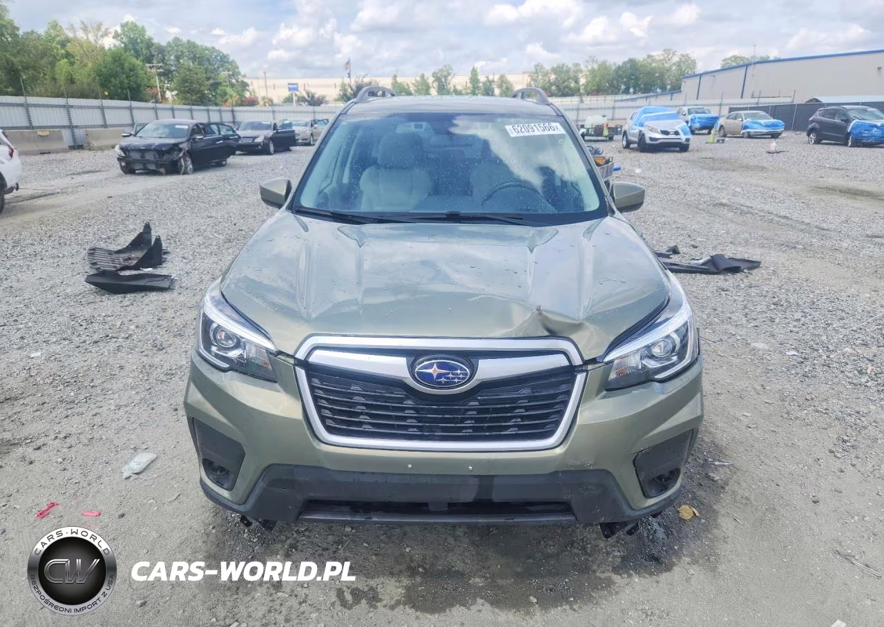 2019 Subaru Forester Premium VIN:JF2SKAGC0KH495234 - 5