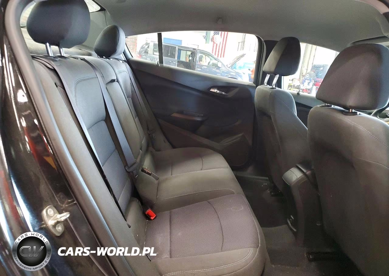 2019 Chevrolet Cruze Lt VIN:1G1BE5SMXK7145296 - 10