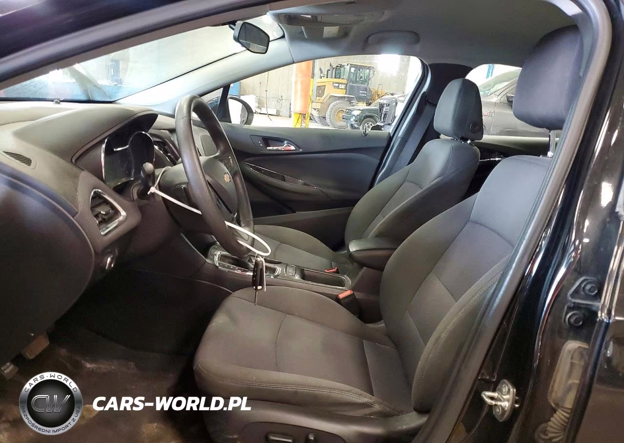2019 Chevrolet Cruze Lt VIN:1G1BE5SMXK7145296 - 7