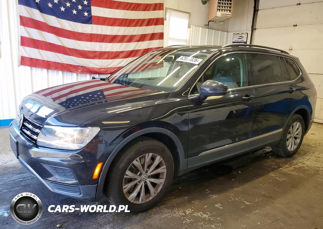 2018 Volkswagen Tiguan Se VIN:3VV2B7AX5JM067992 - 1