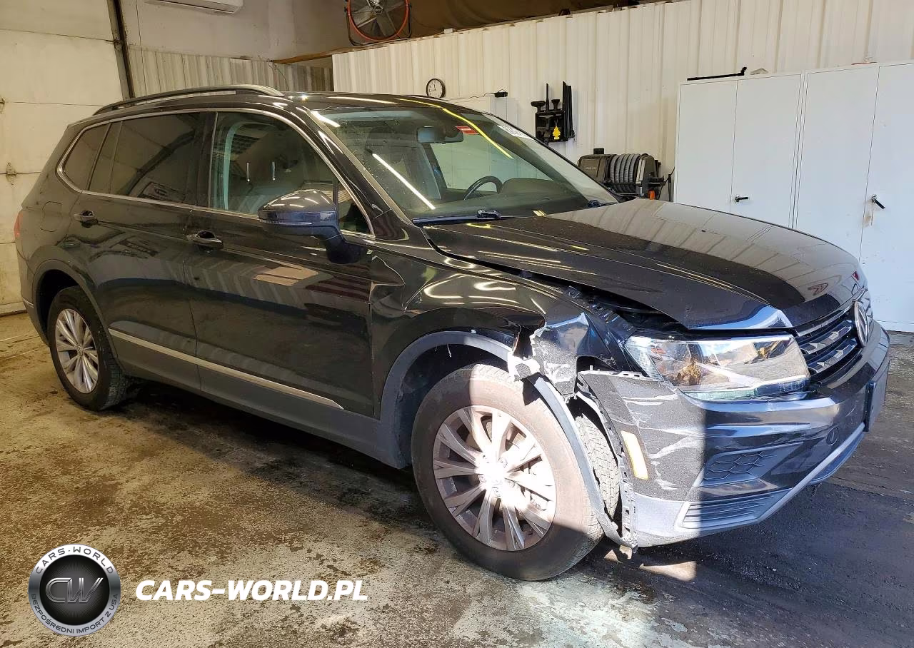 2018 Volkswagen Tiguan Se VIN:3VV2B7AX5JM067992 - 4