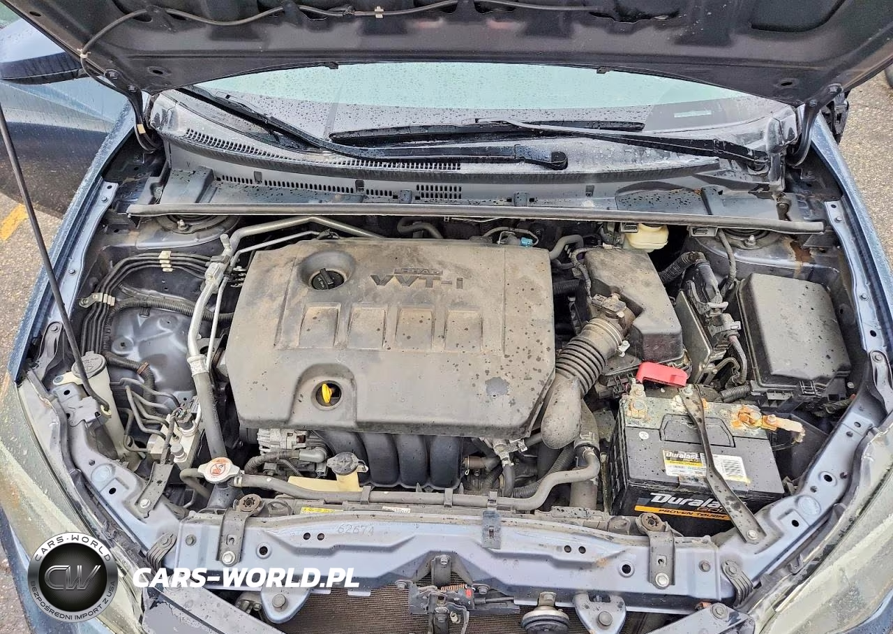 2018 Toyota Corolla Le VIN:2T1BURHE0JC084491 - 11