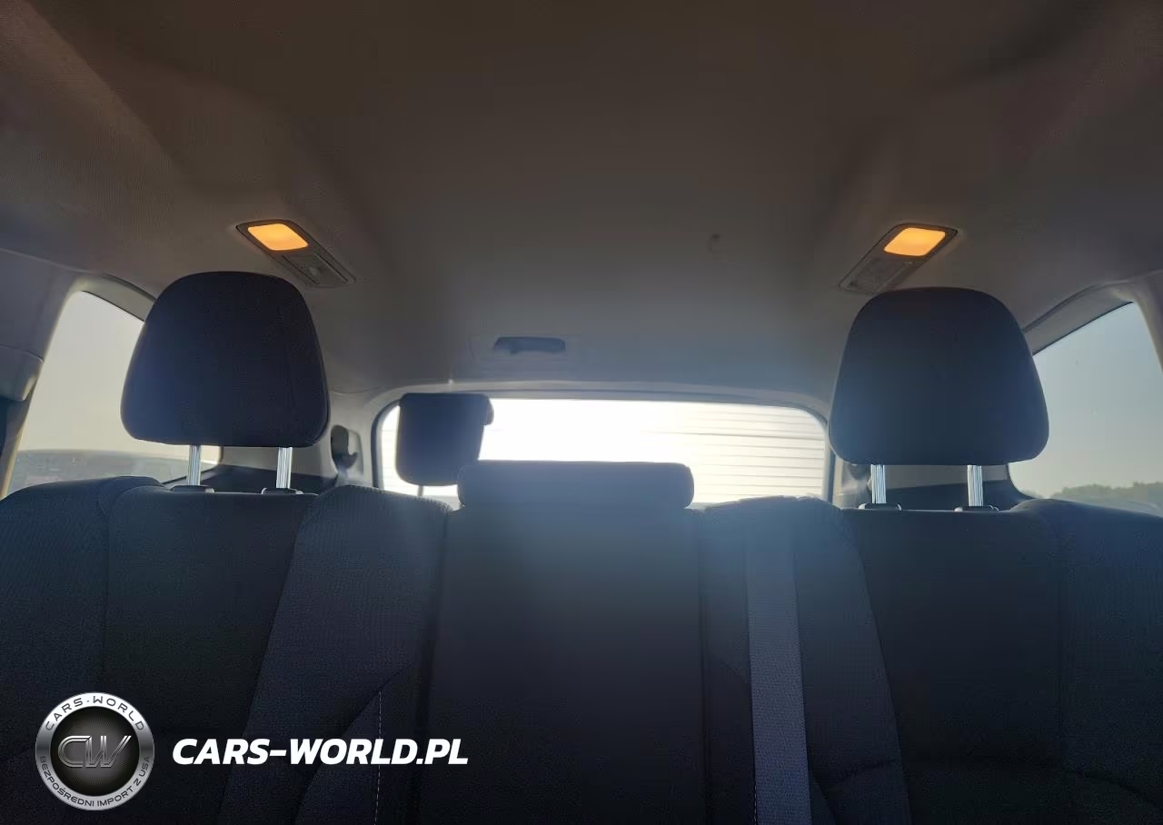 2019 Subaru Ascent Premium VIN:4S4WMACD4K3431408 - 10