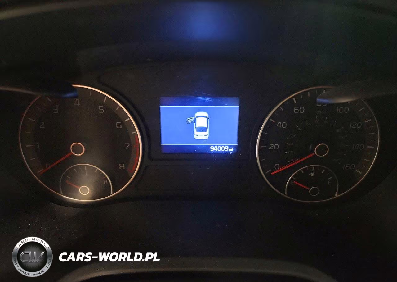 2019 Kia Optima Lx VIN:5XXGT4L32KG367762 - 9