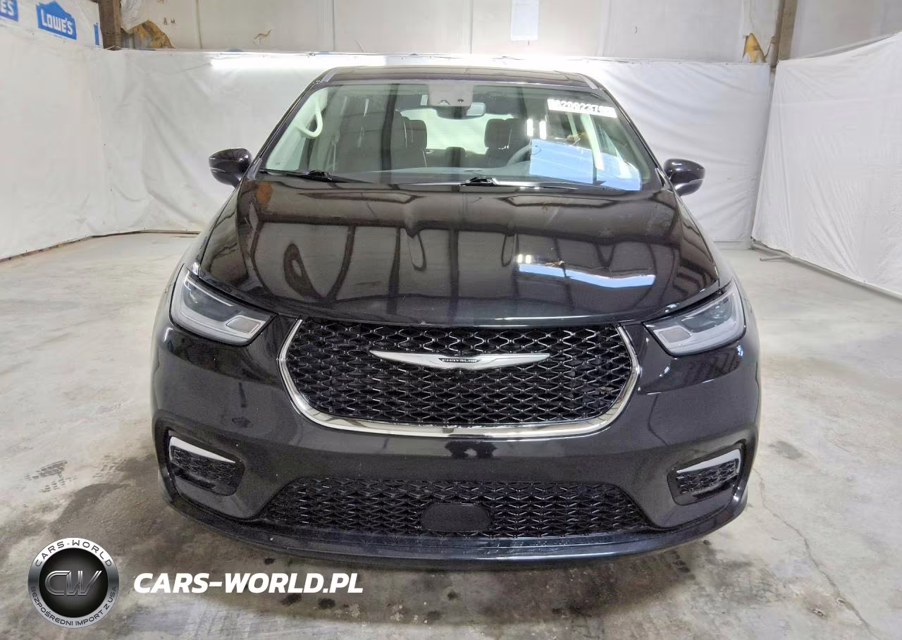 2023 Chrysler Pacifica Touring L VIN:2C4RC3BG9PR554762 - 5