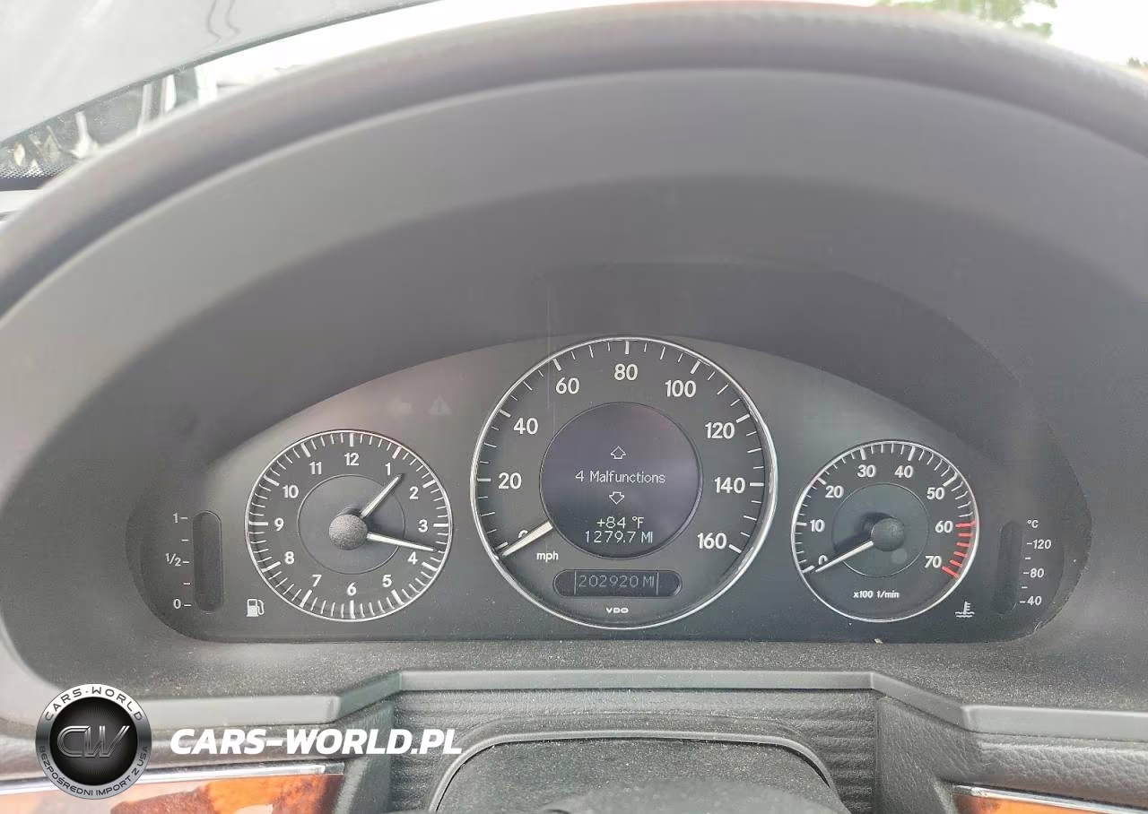 2004 Mercedes-Benz E 500 VIN:WDBUF70J84A412764 - 9