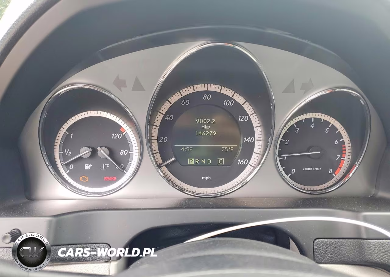 2010 Mercedes-Benz C 300 4Matic VIN:WDDGF8BB8AF420491 - 9