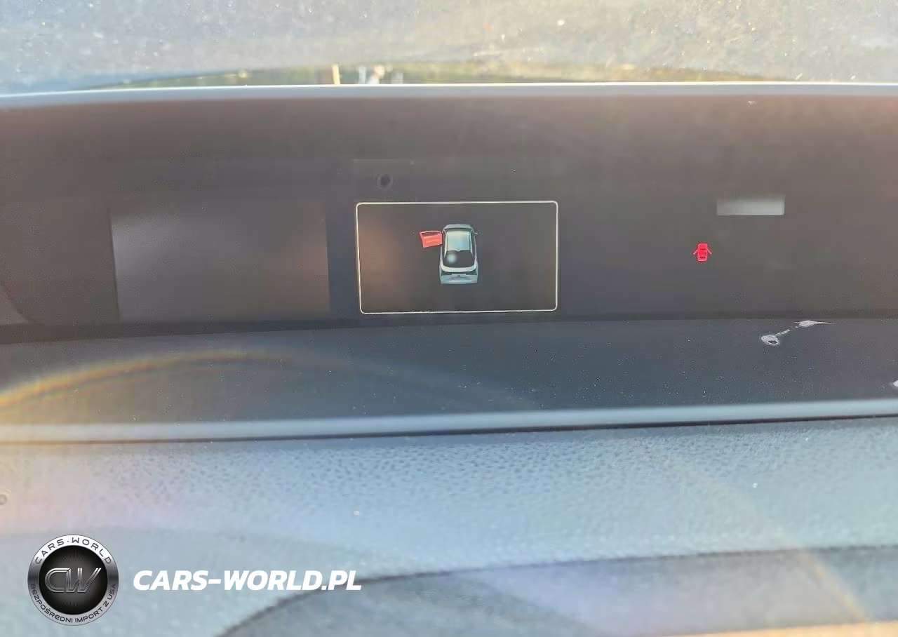2020 Toyota Prius Xle VIN:JTDKARFU0L3115771 - 9