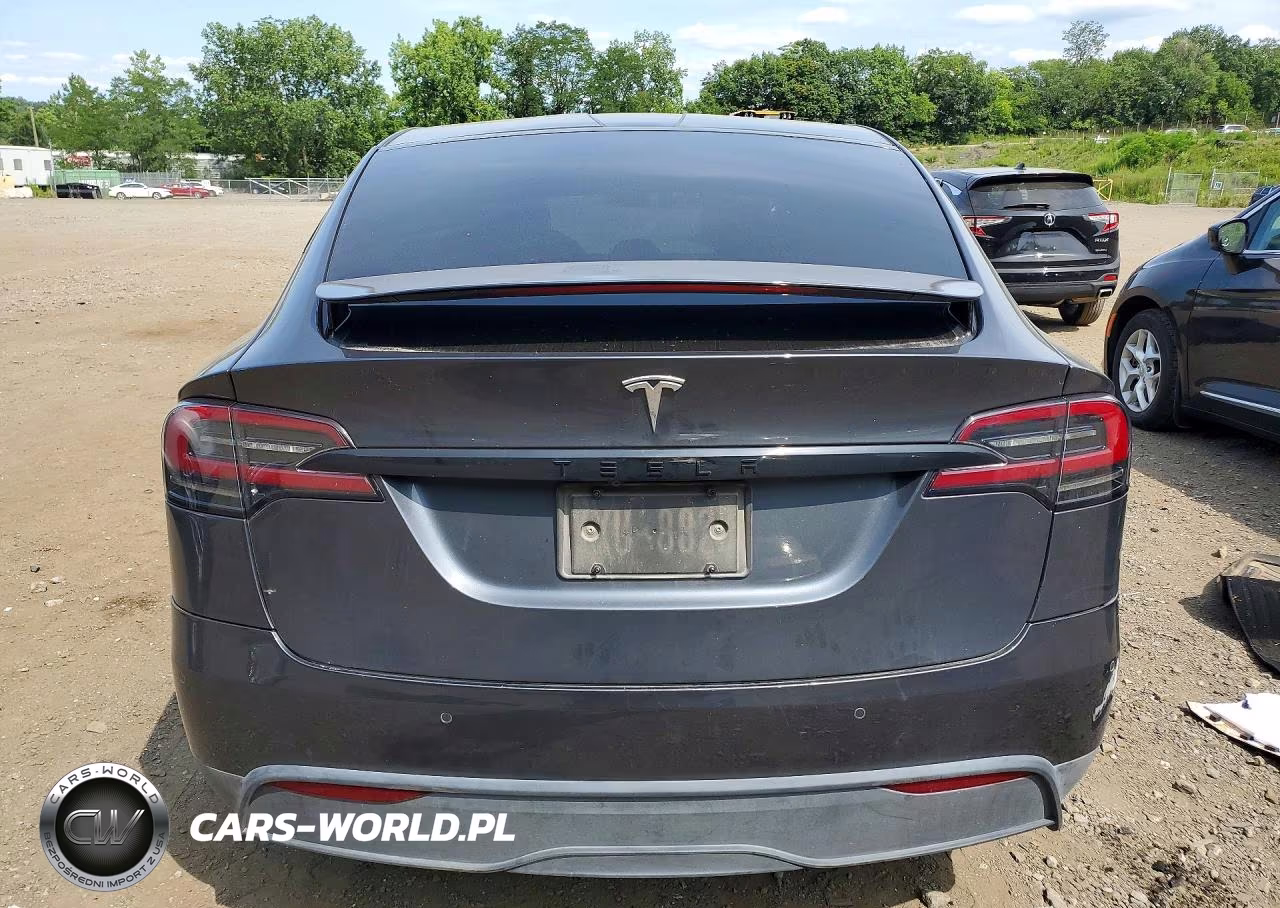 2022 Tesla Model X VIN:7SAXCDE50NF345395 - 6