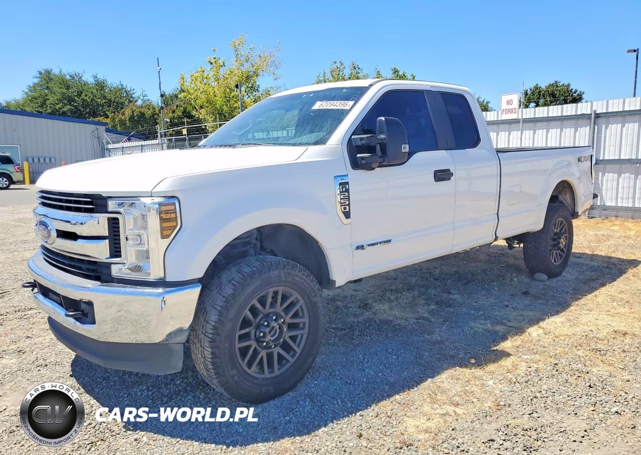 2019 Ford F250 Super Duty – zdjęcie 1 z 12
