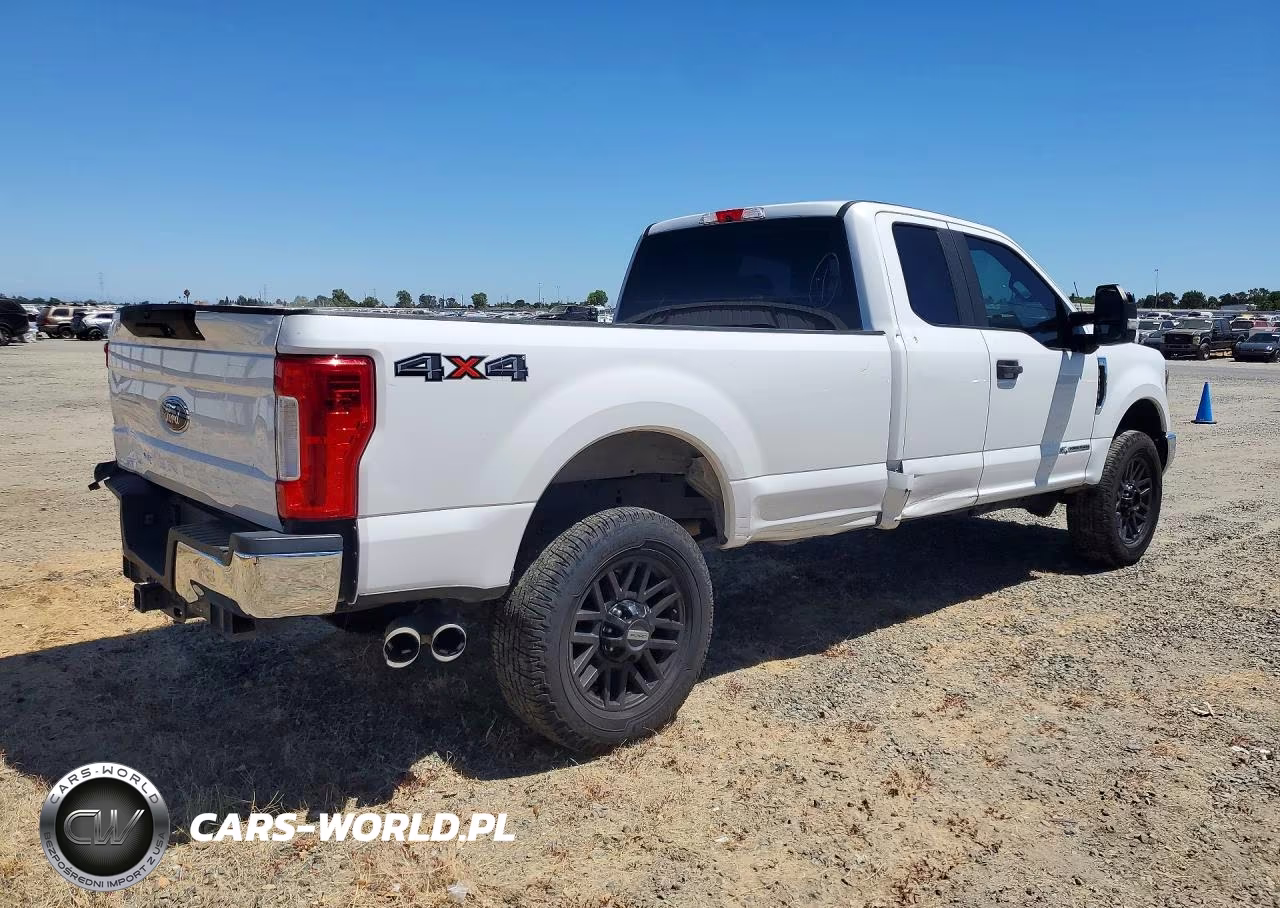 2019 Ford F250 Super Duty VIN:1FT7X2BT6KEG76357 - 3