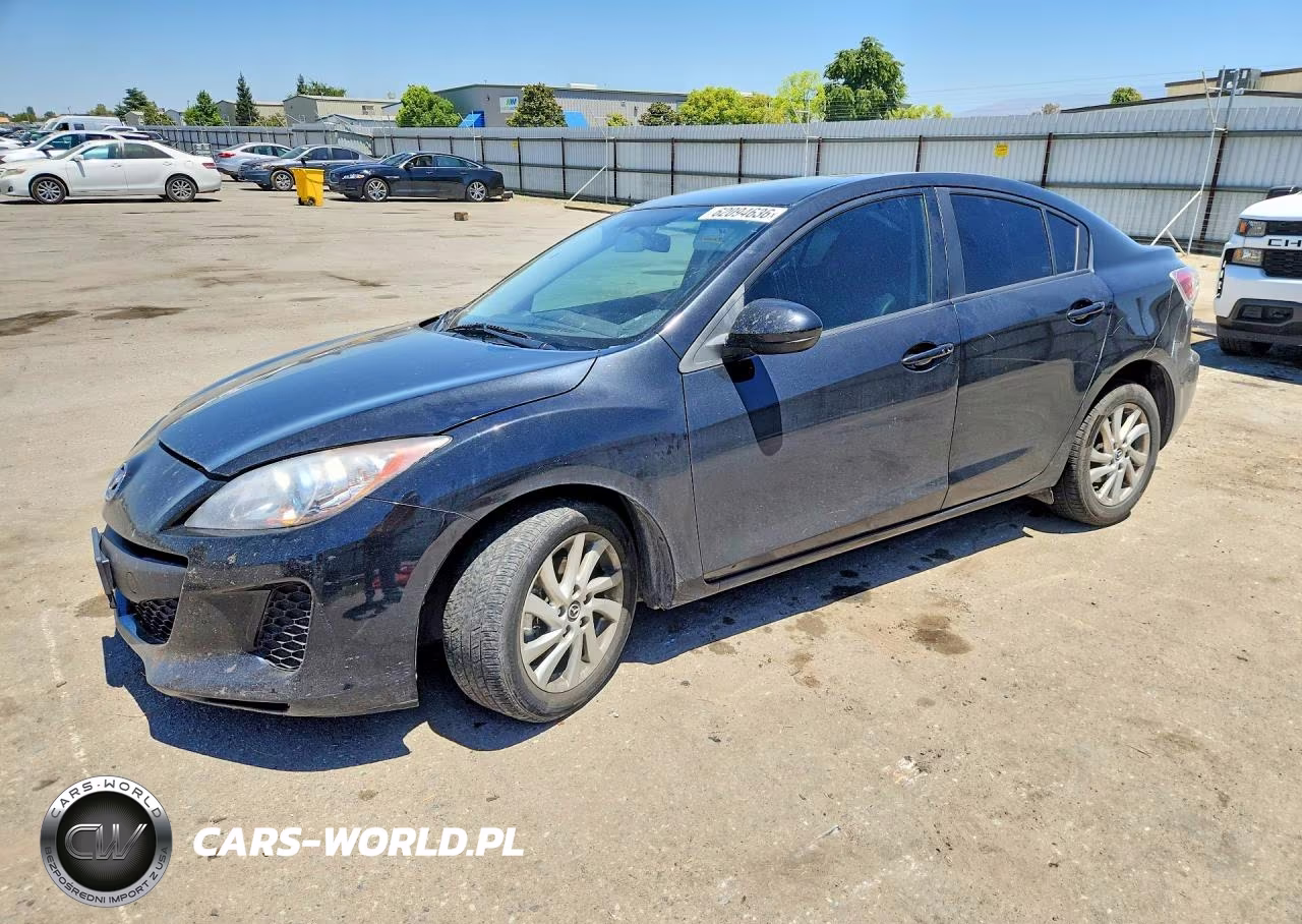 2013 Mazda 3 I
