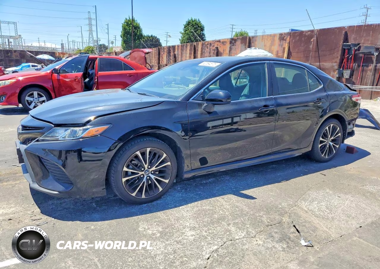 2020 Toyota Camry Se