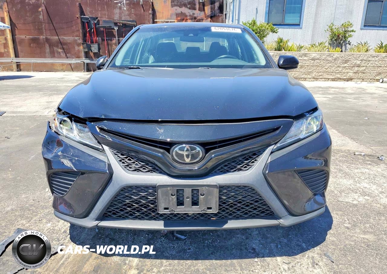 2020 Toyota Camry Se VIN:4T1G11AK4LU944815 - 5