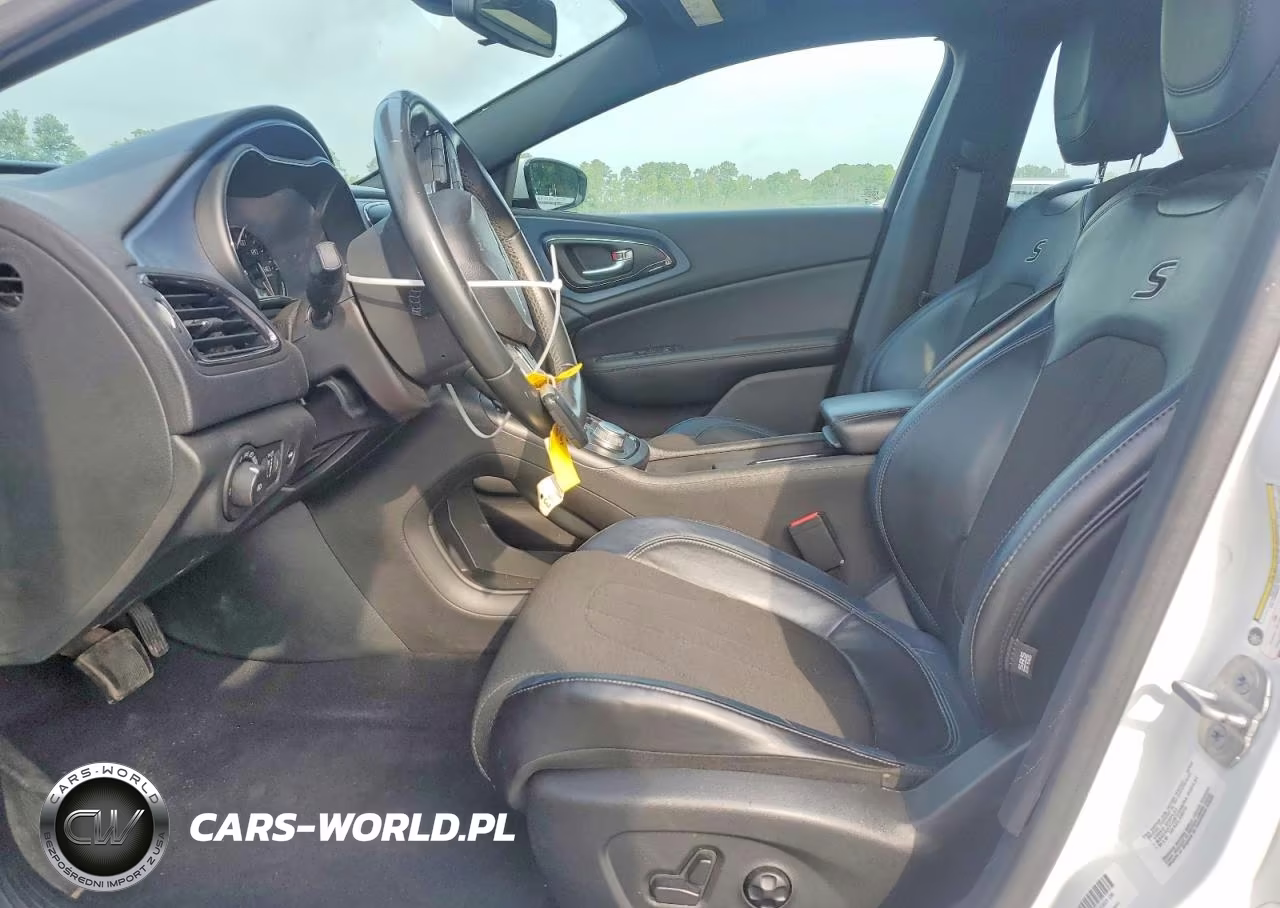 2015 Chrysler 200 S VIN:1C3CCCBG1FN517453 - 7