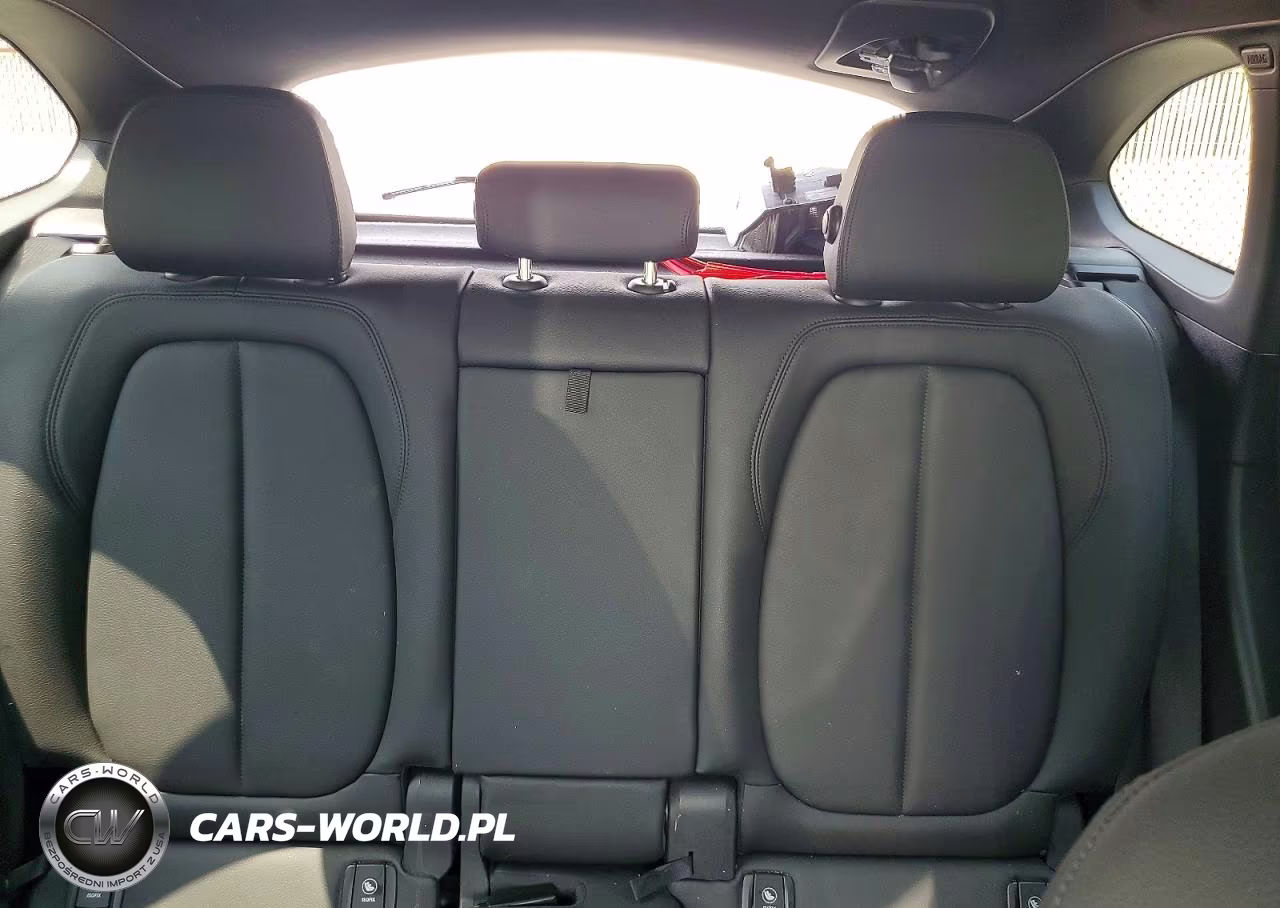 2020 BMW X1 xDrive28I VIN:WBXJG9C07L5R23778 - 10