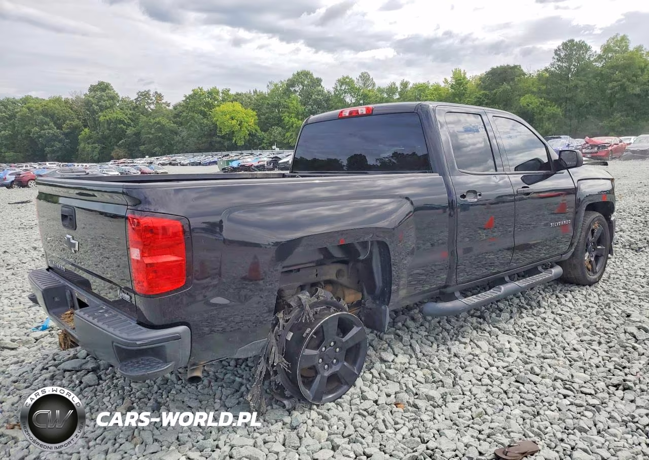 2015 Chevrolet Silverado C1500 VIN:1GCRCPEH1FZ385823 - 3