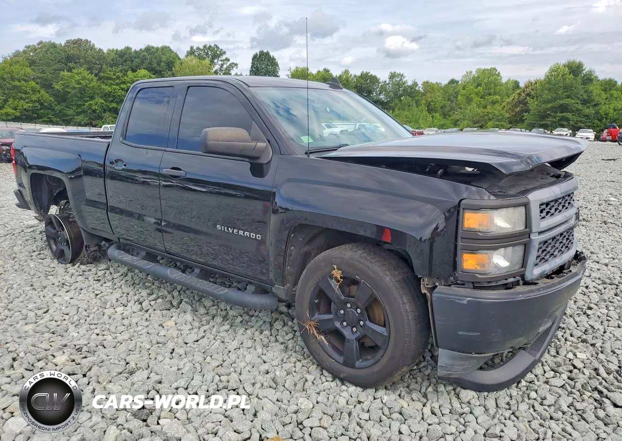 2015 Chevrolet Silverado C1500 VIN:1GCRCPEH1FZ385823 - 4