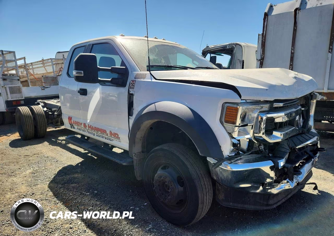 2022 Ford F550 Super Duty VIN:1FD0X5HTXNEF14242 - 4