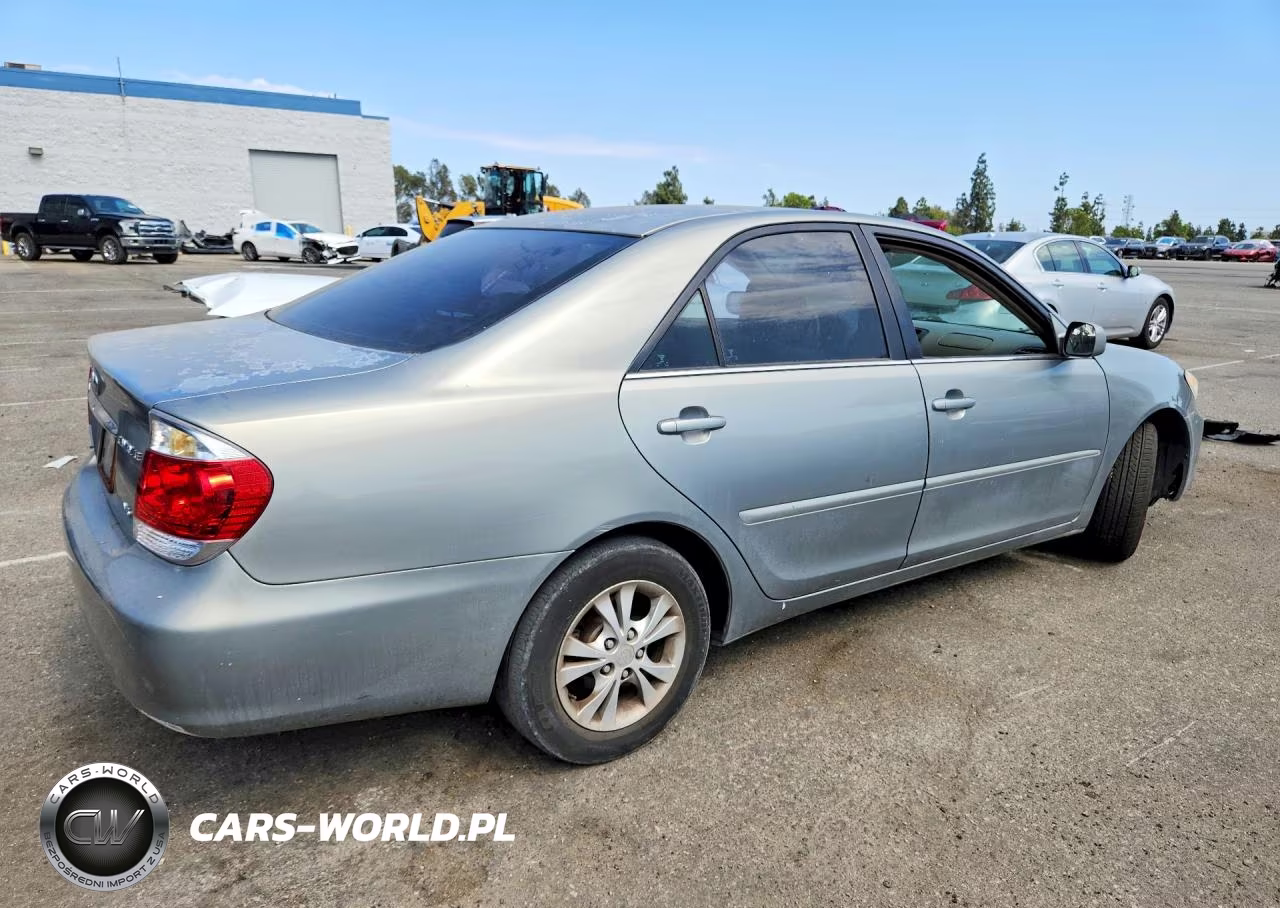2006 Toyota Camry Le V6 VIN:4T1BF30K06U631693 - 3