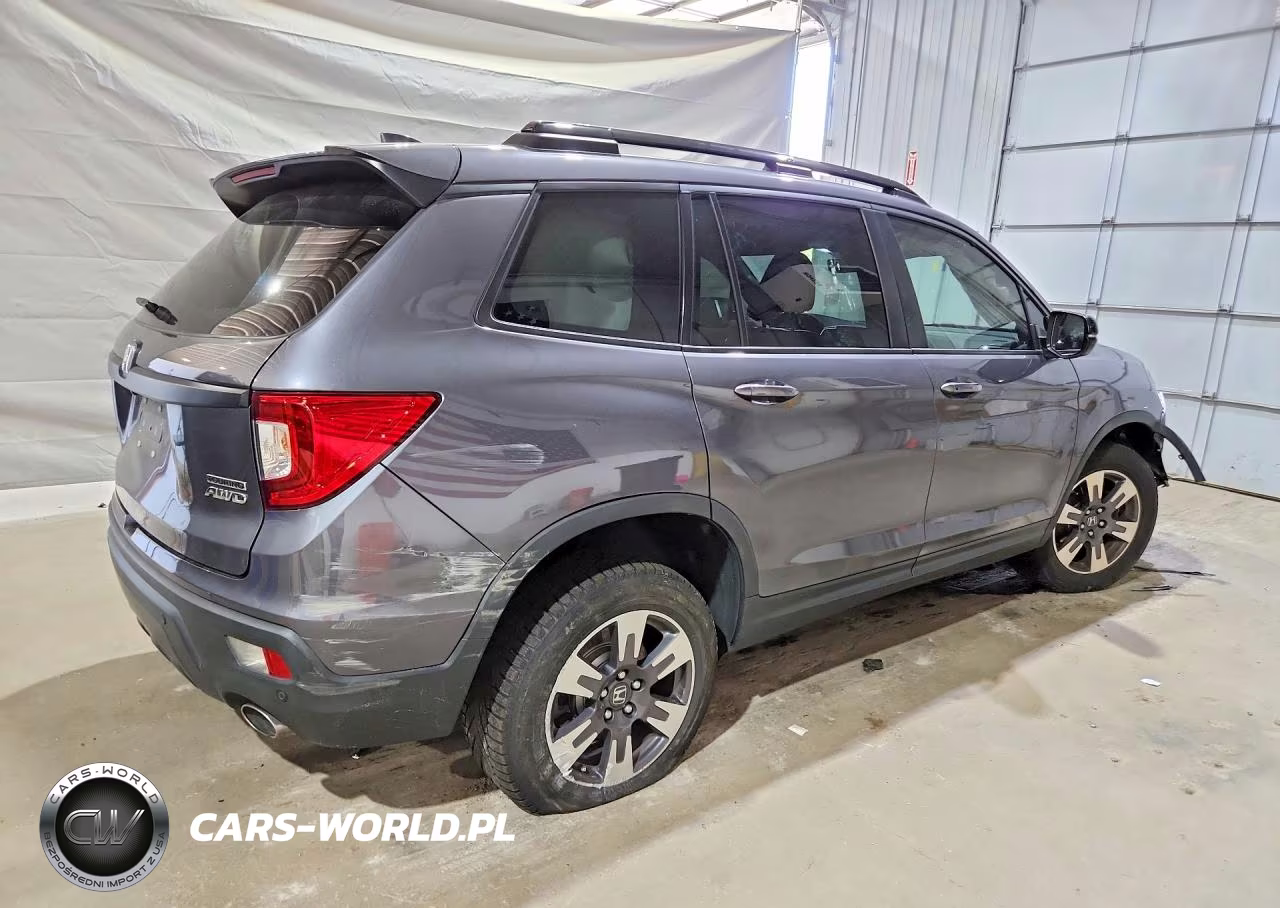 2019 Honda Passport Touring VIN:5FNYF8H92KB030835 - 3