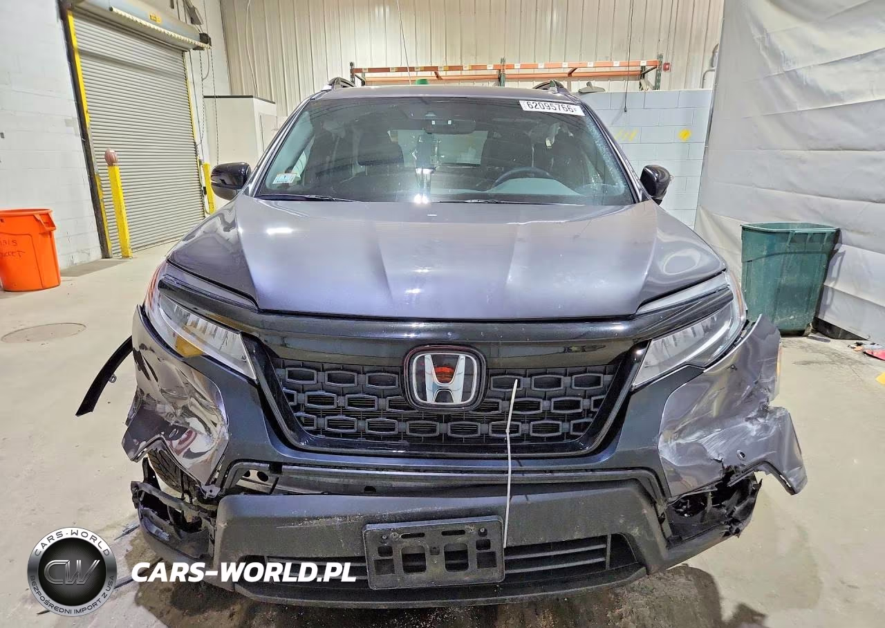 2019 Honda Passport Touring VIN:5FNYF8H92KB030835 - 5