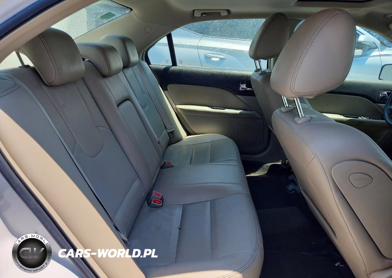 2010 Ford Fusion Hybrid VIN:3FADP0L33AR334601 - 10